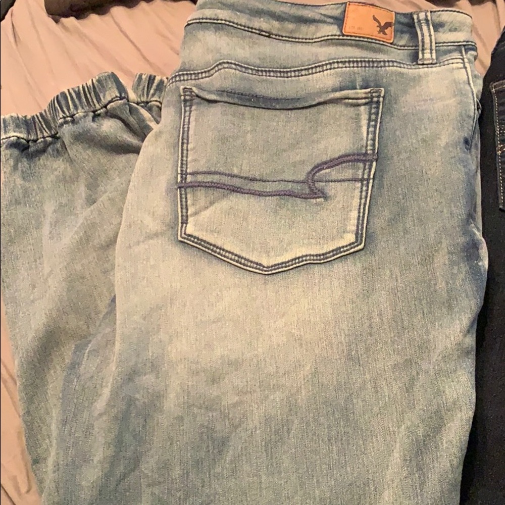 6 pairs of jeans